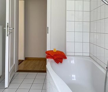 2-Rwhg. mit Balkon, Tageslichtbad u. Blick in´s Grüne im liebevoll ... - Foto 3