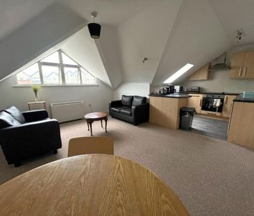 2 bedroom flat to rent - Photo 4