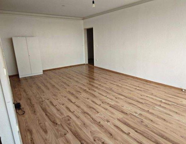 Mit Blick über Homberg, 2,5-Raum Wohnung, 63m², Balkon, 20. Etage - Photo 1