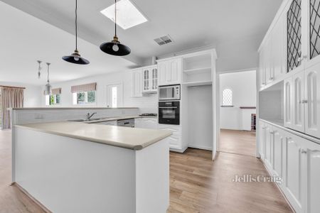 1 Venice Street, Box Hill South - Photo 2