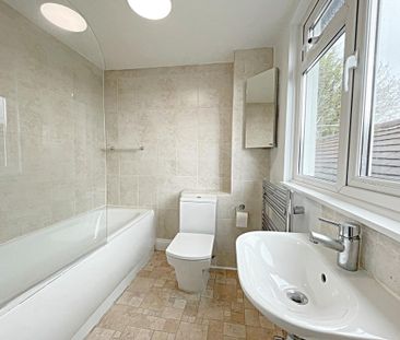 2 bedroom flat to rent - Photo 6