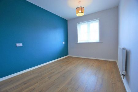 3 bedroom terraced house to rent - Photo 2