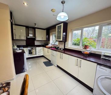 4 bedroom semi-detached house to rent - Photo 6