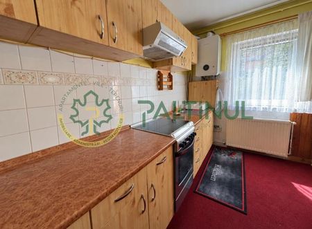 Apartament de inchiriat, 3 camere decomandate, 2 bai, str. Nicolae Iorga, Sibiu - Fotografie 3