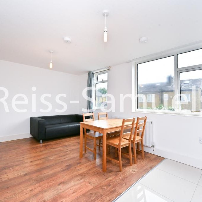 4 bedroom maisonette to rent - Photo 1
