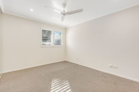 BEACHSIDE APARTMENT - RAINBOW BAY - Photo 3