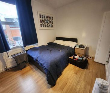 4 bedroom house share to rent - Photo 2