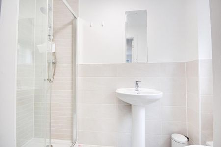 3 bedroom terraced house to rent - Photo 5