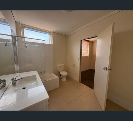 9/659 Barkly Street, West Footscray, Vic 3012 - Photo 1