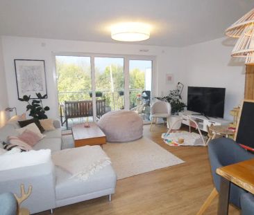 Moderne 4-Zimmer-Dachgeschoss-Wohnung mit Einbauküche und Aufzug im... - Photo 5