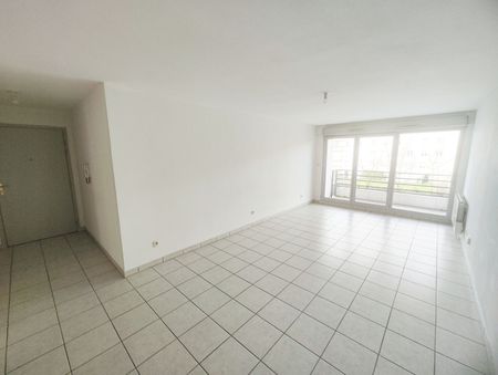 Location Appartement 3 pièces 61m² - Photo 4