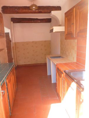 Flassans appartement avec terrasse - 1er étage, - Photo 1