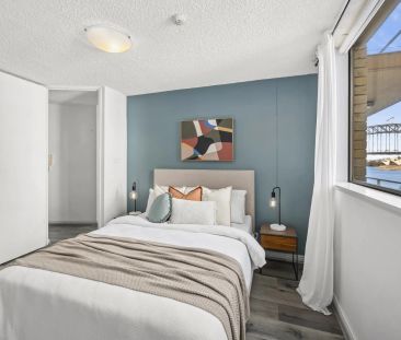 Fully Furnished Executive Retreat with Views, Location and Prestige - Photo 4