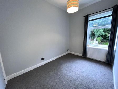 2 bedroom terraced house to rent - Photo 3