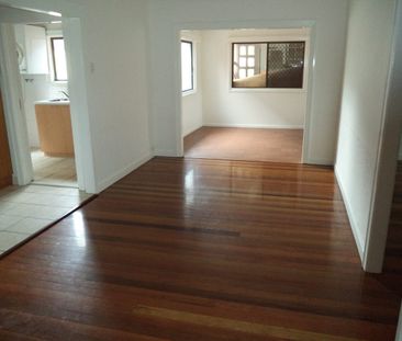 CLAYFIELD ATTRACTIVE L/SET BRICK - Photo 6