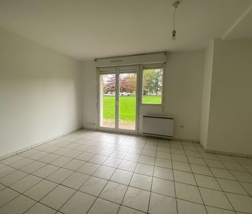 ALLEE DE LA CORNUE, T2 de 40m² avec terrasse et parking ! - Photo 1