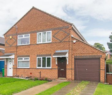 2 bedroom Semi-detached house to rent - Photo 3