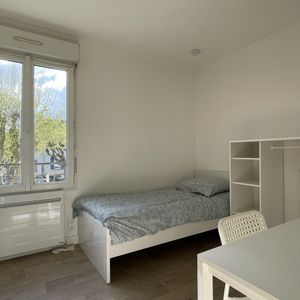 A LOUER - APPARTEMENT MEUBLÉ DE TYPE STUDIO - Photo 3