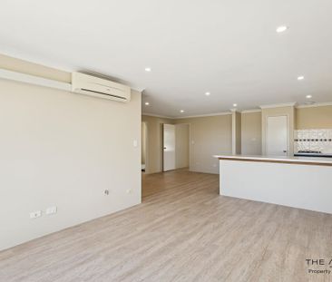 Spacious Family Home with Large Backyard - Photo 3