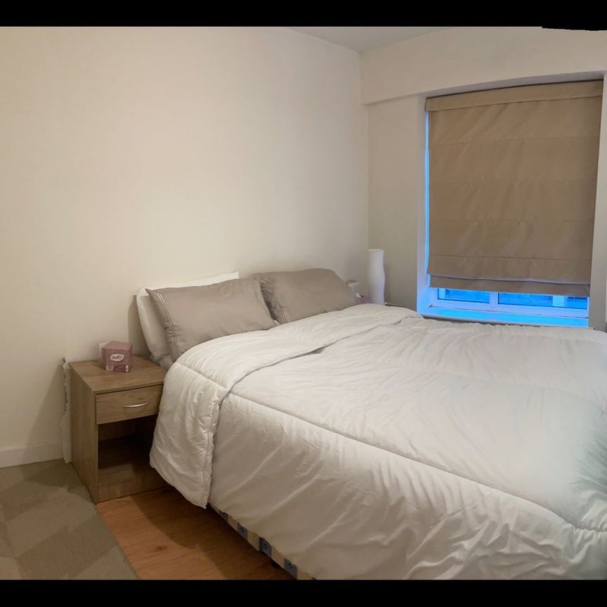 1 Bed Flat, Amelia House, NW9 - Photo 1