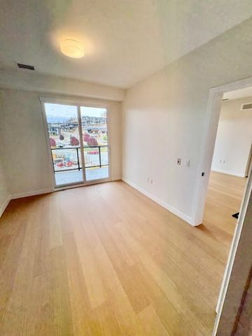 Corner Unit – Third Floor – ZARA - Photo 5