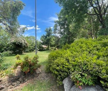 Spacious 4-Bedroom Home in a Quiet North Hill Location - Photo 4