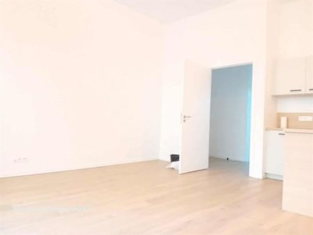 Place Vanderkindere! Superbe Appartement EN DUPLEX 2 chambres avec terasse - Foto 2