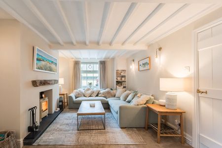 Chapel Street - Photo 2