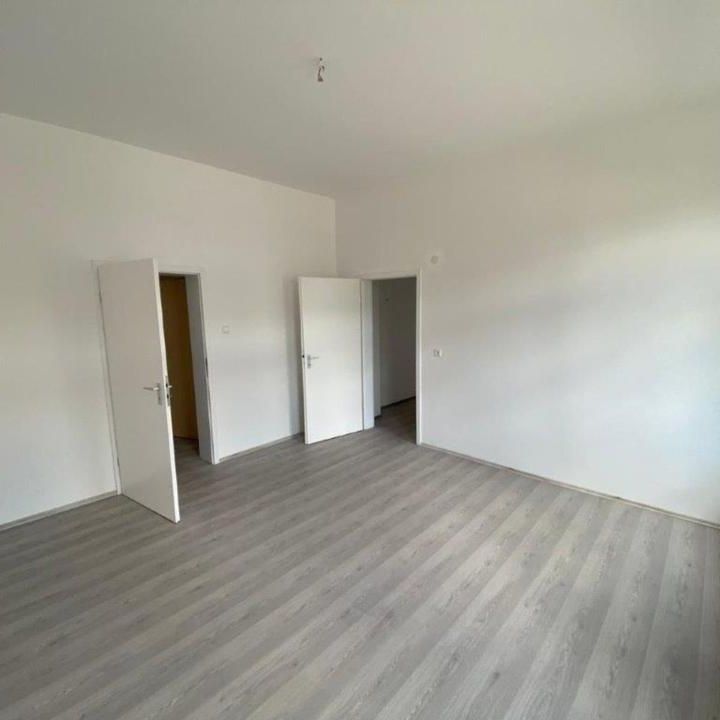 ✅ Sanierte 4-Raumwohnung - Große Küche und Großes Bad mit Fenster - Photo 1