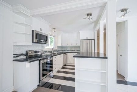 For Lease - 540 Third Line, Oakville, Ontario - Photo 3