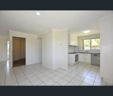 7 Finbay Avenue, Avoca, Qld 4670 - Photo 6