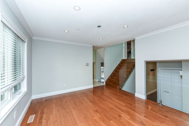 For Lease - 3162 Folkway Drive Unit# Upper Level, Mississauga, Ontario - Photo 1