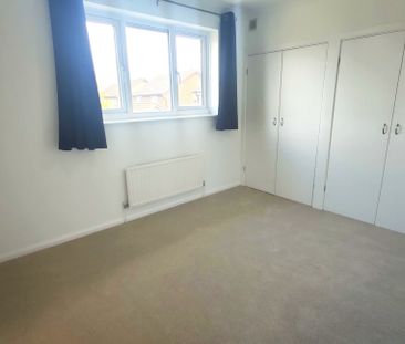 Sutton Close, Bury St. Edmunds - Photo 4