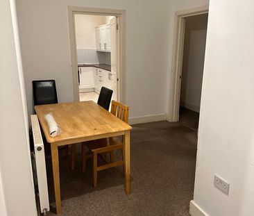 Room in a Shared Flat, Goodhall St, NW10 - Photo 1