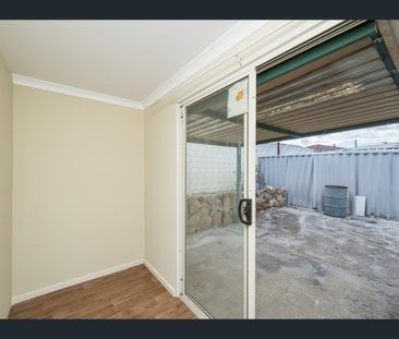 62 Sacramento Avenue, Beechboro, WA 6063 - Photo 4