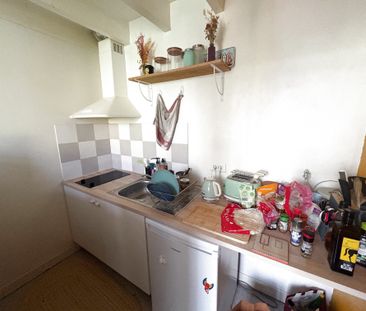 Location Appartement 2 pièces 43m² BORDEAUX 33000 - Photo 3