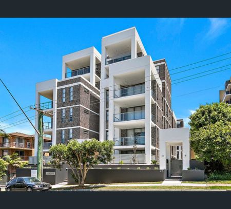 208/2 Evelyn Court, Shellharbour City Centre, NSW 2529 - Photo 3