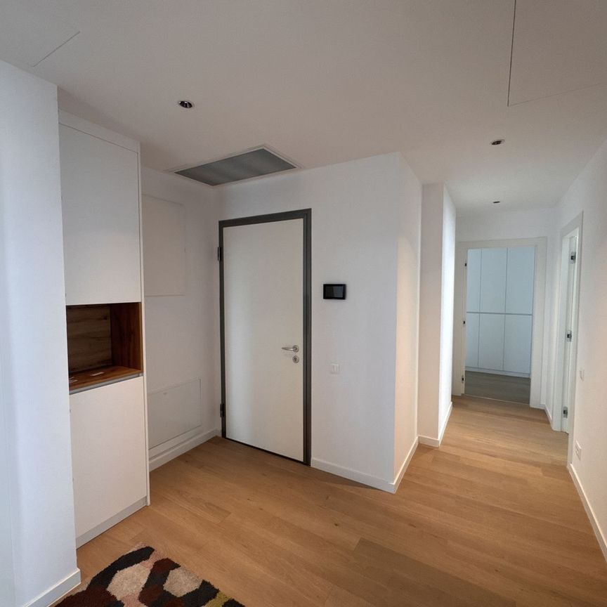 4-Room Apartment for Rent // Up-site // Parking Included // Spa - Fotografie 1