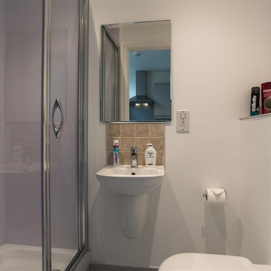 Pritchard Street, Bristol - Photo 1