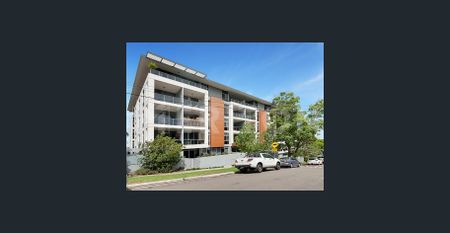 GENEROUS 3 BEDROOM APARTMENT WITH 2 PARKING AND STORAGE - Photo 5