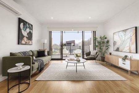 Sophisticated & Stylish Living - Photo 5
