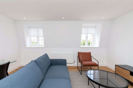 A good sized two bedroom apartment close to Angel Station - Photo 3