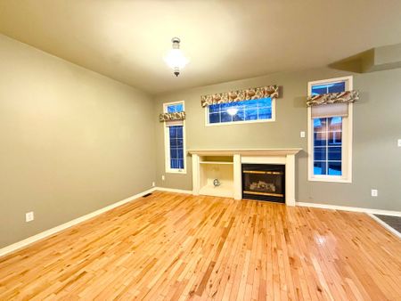 For Lease - 138 Whitby Shores Greenway N/A, Whitby, Ontario - Photo 2