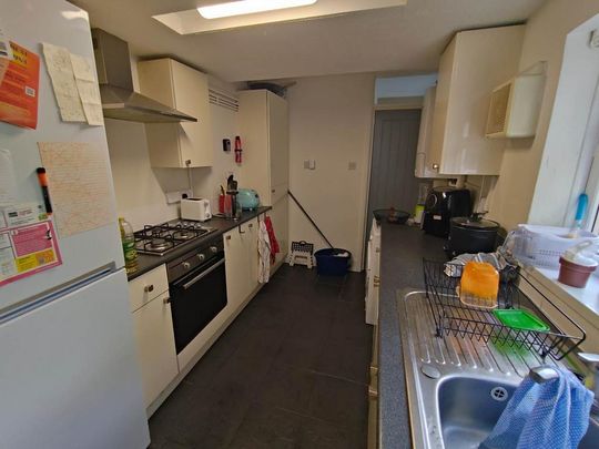 4 bedroom house to rent - Photo 1