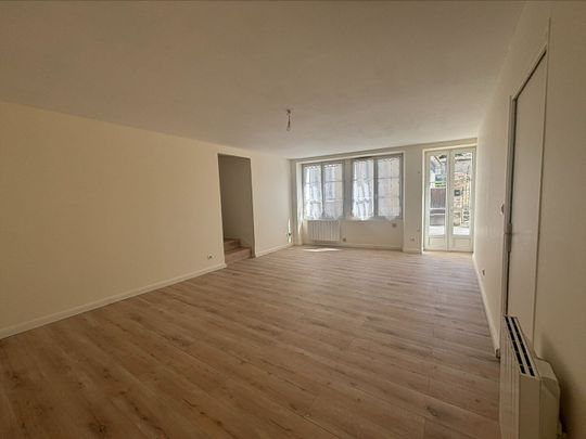 Location Maison 4 pièces 88m² - Photo 1