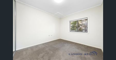 Spacious & Quiet apartment at the back of the building - Photo 2