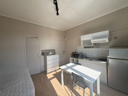 Location Appartement 1 pièce 16m² RENNES 35200 - Photo 2