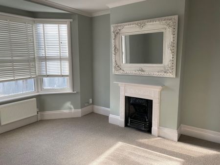 3 Bed Terraced House, Shakespeare St, BN3 - Photo 3