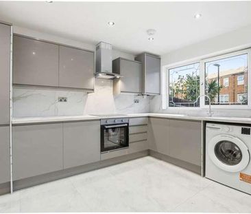 Castel Close, Hackney, E9 - Photo 6