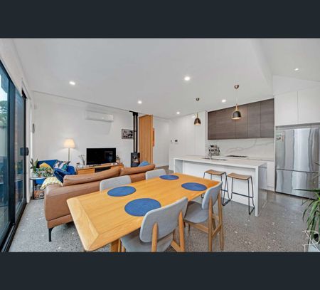 15 Lily Street, Seddon, Vic 3011 - Photo 4
